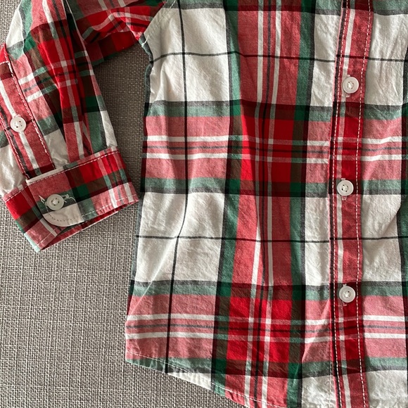 18m Carter’s Christmas plaid dress shirt - Picture 3 of 5